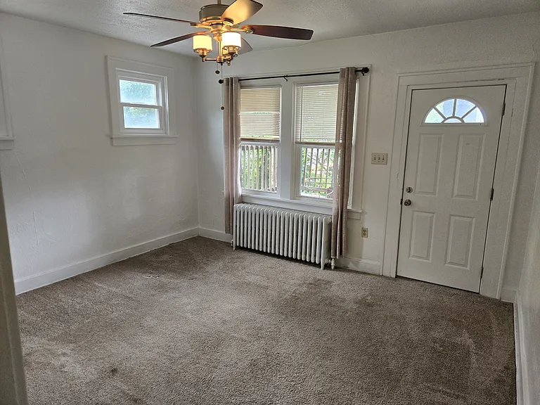 523 Castle Shannon Blvd — Photo 12