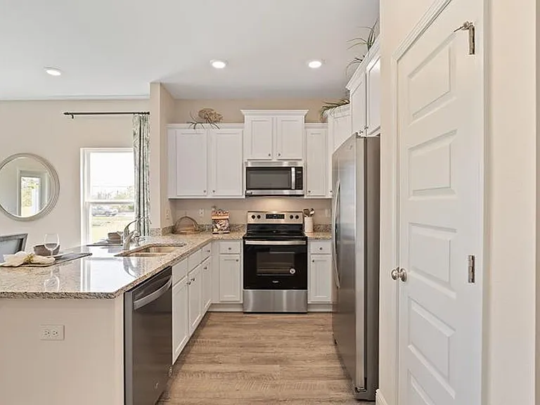 6039 Bemiss Towns Dr — Photo 5