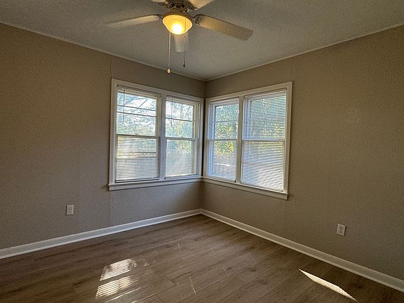 5th image of 2328 NW Denver Ave