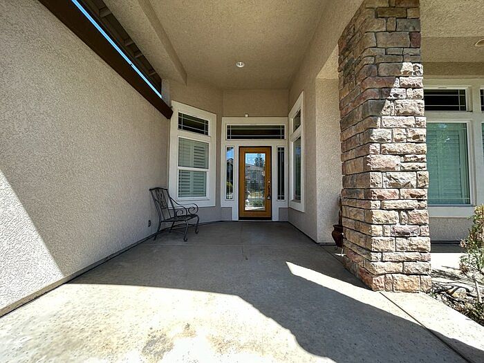 2nd image of 441 Venezian Ct