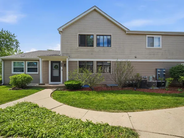 2081 N Ginger Cir, Palatine, IL 60074