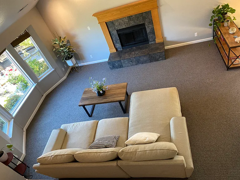 1315 Daisy Ct — Photo 8