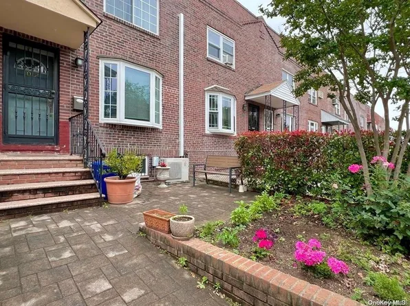 20-62 28th Street, Astoria, NY 11105