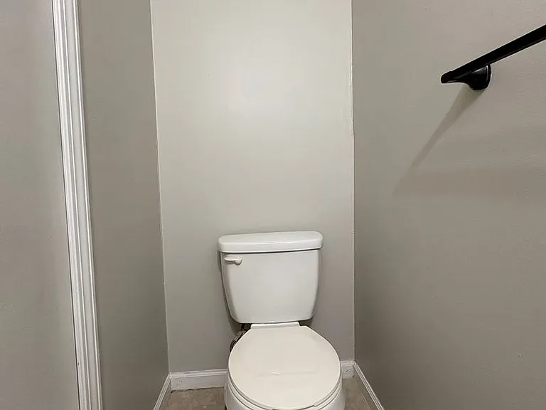 224 Edith Way — Photo 8