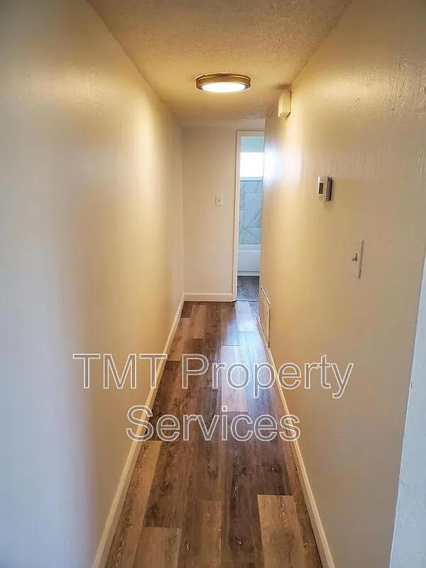 2 bed, 1.0 bath, 800 sqft, $1,395 — Photo 4