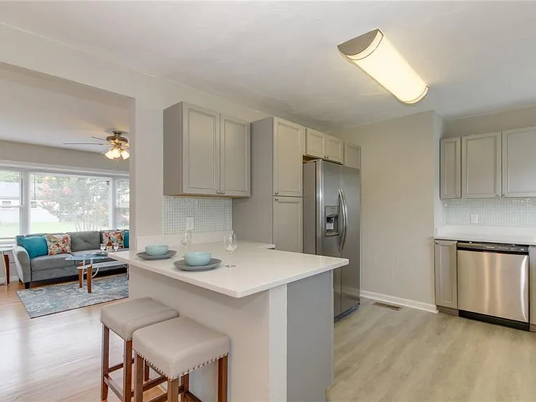 8232 Kanter Ave — Photo 7