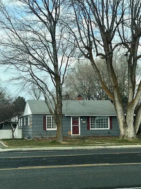 1st image of 705 E Mountain View Ave