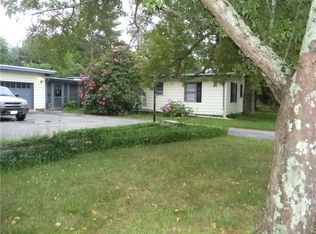 138 Richmond Townhouse Rd, Richmond, RI 02812