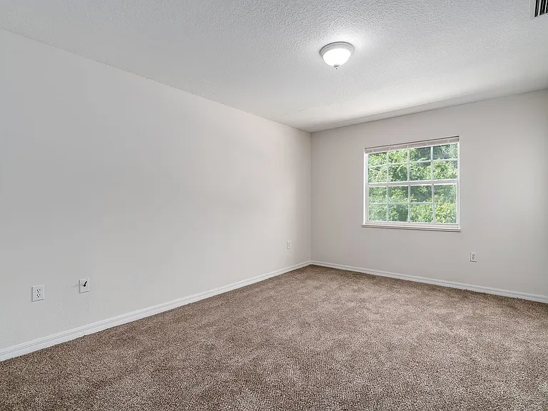 2167 Harrison St — Photo 8