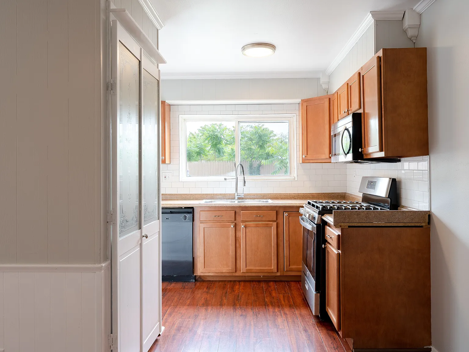 Capital View Townhomes — Photo 2