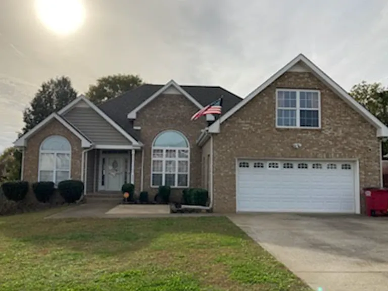 3903 Rhonda Ct — Photo 1