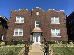 6607 Clayton Rd APT 2W, Clayton, MO 63117
