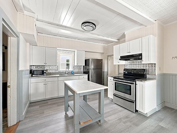 3rd image of 23 George Street