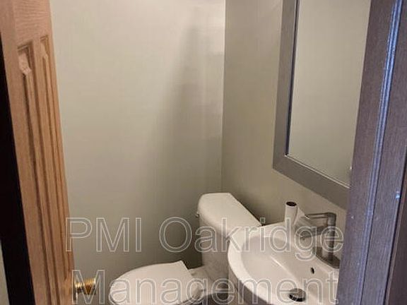 5th image of 1535 Spruce Ave