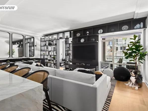 1289 Lexington Avenue image 1 of 17