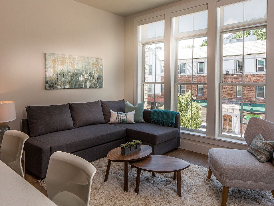1st image of 300 Columbus Ave APT 2P