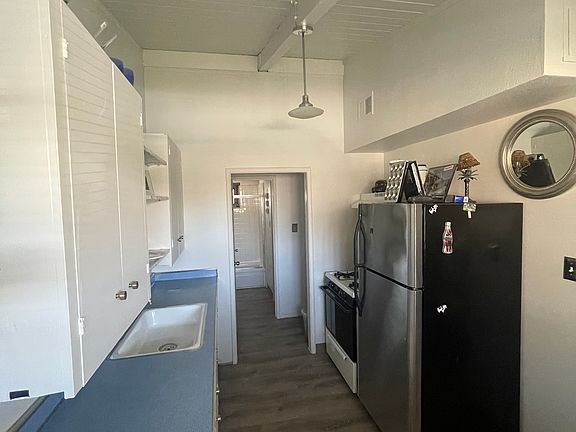 5th image of 4254 Cheeney St #1