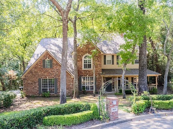 2nd image of 3611 River Oaks Ct