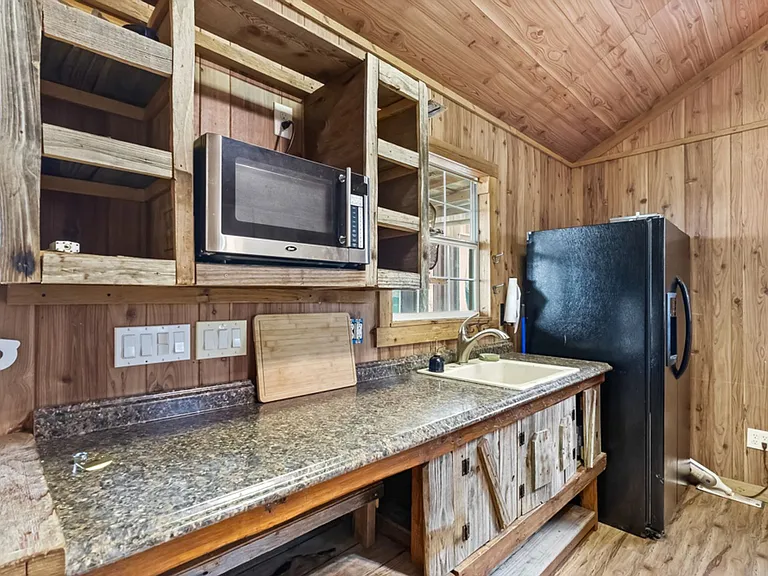 263 Stacie Ann Dr — Photo 4