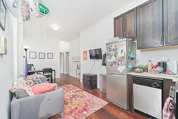 Rented by Living New York | media 10