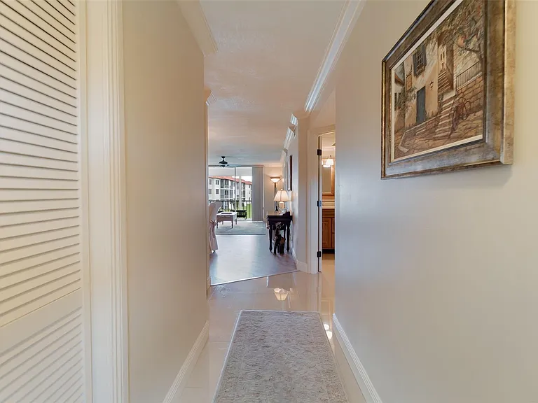 820 S Hollybrook Dr #209 — Photo 8