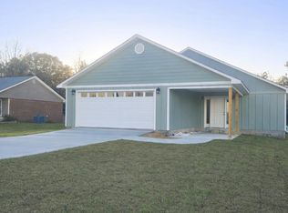 3377 Old U South Rd, Marianna, FL 32446