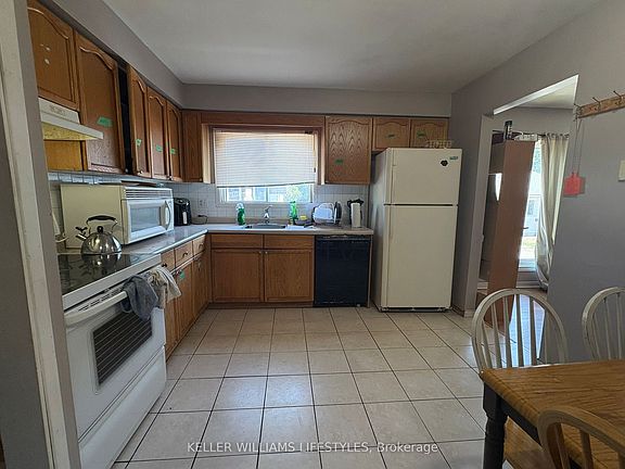 2nd image of 1840 Culver Dr
