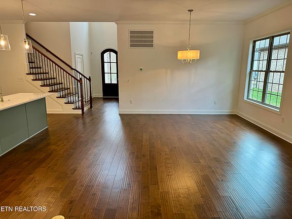 5th image of 1470 Bronze Ln