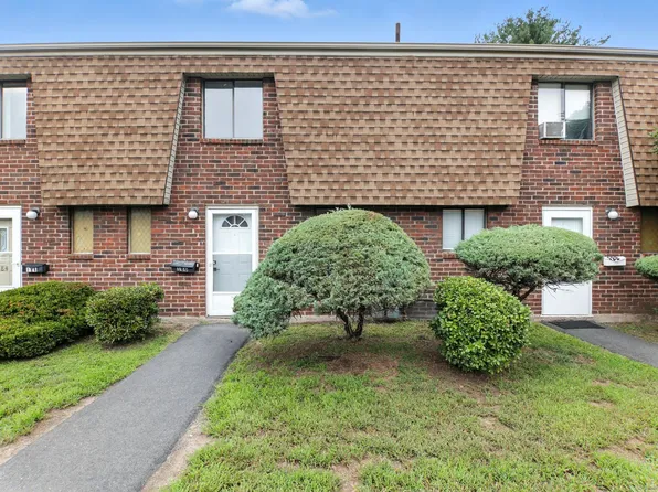 186 Wakefield Circle #186, East Hartford, CT 06118