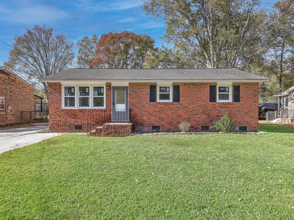 109 Englewood Rd, Goose Creek, SC 29445