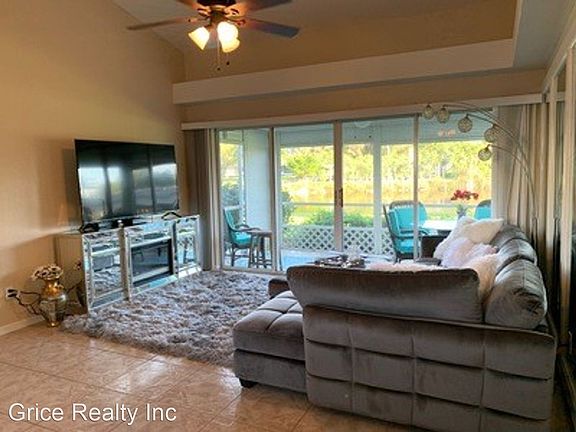 4th image of 1558 Trafalgar Ln #1-D-101