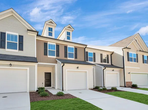 2215 Bright Shore St, Raleigh, NC 27610