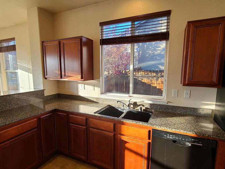 1st image of 5616 Cathedral Peak Dr