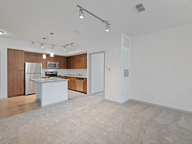 Park Avenue Apartments — Photo 50