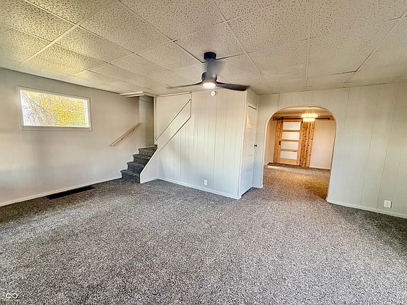 2nd image of 613 Knox St