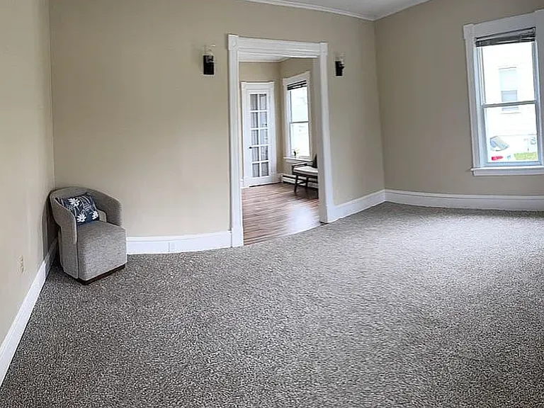 359 Ash St — Photo 5