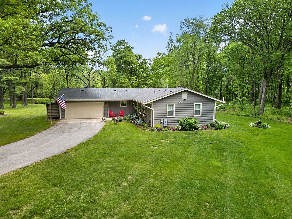 1st image of 43W239 Hazelwood Trl