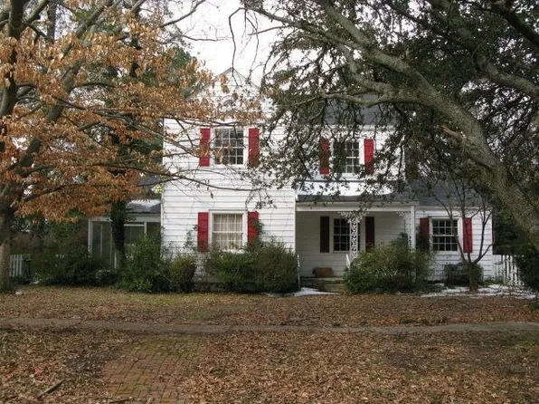106 W Battle Ave, Tarboro, NC 27886