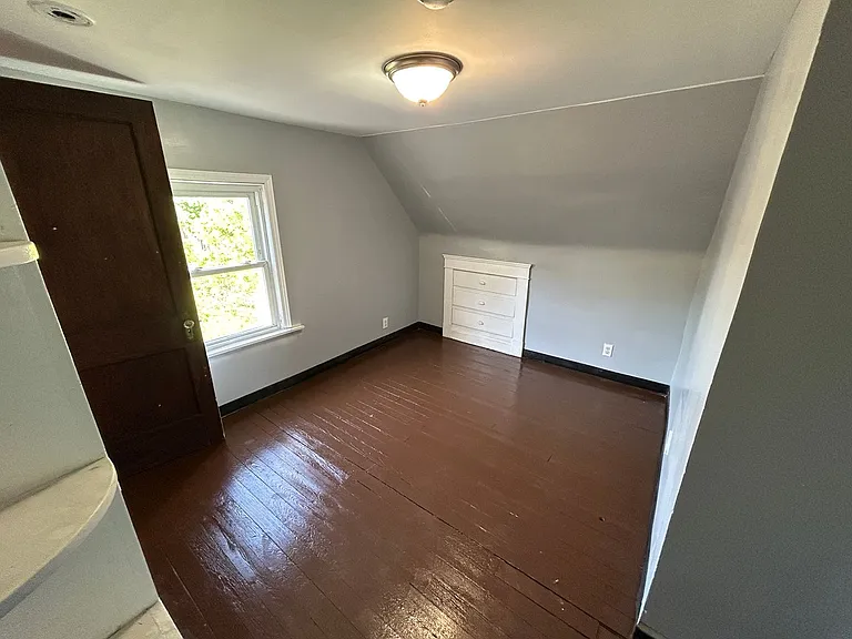 11220 Primrose Ave — Photo 20