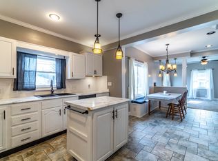152 W Randolph St, Nappanee, IN 46550