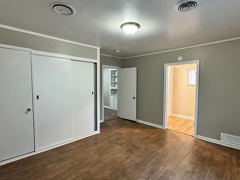 1330 W Victor Dr — Photo 12