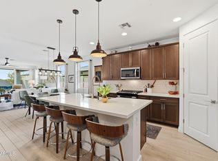 17285 W Running Deer Trl, Surprise, AZ 85387