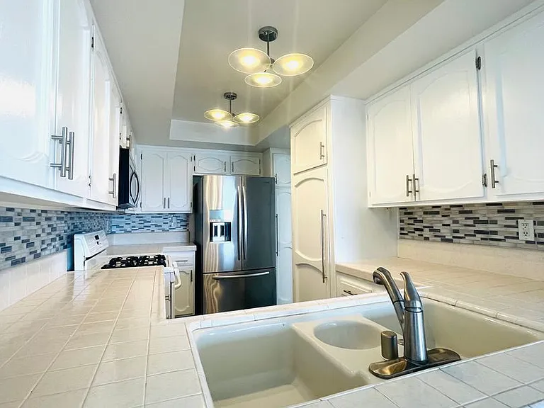 842 Casmalia Ln — Photo 10