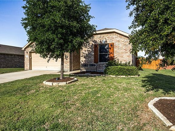 2nd image of 4610 Bridlewood Ln