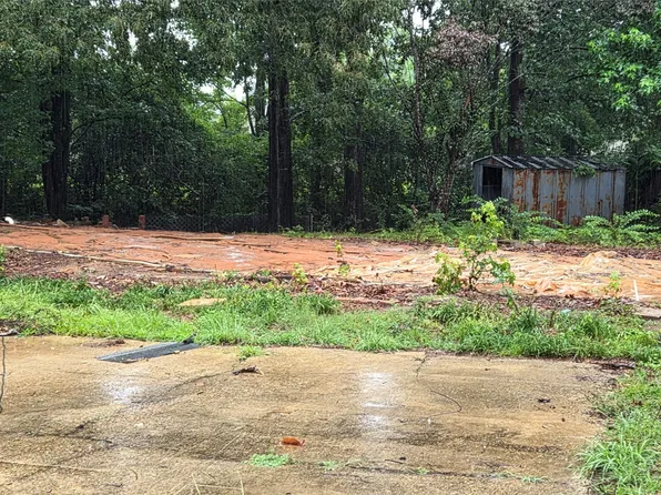 303 Cranbrook Ct, Prattville, AL 36067