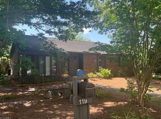 119 Briar Ridge Cir, Winston Salem, NC 27104