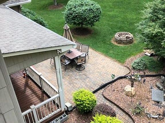 5th image of 222 Miller Ln