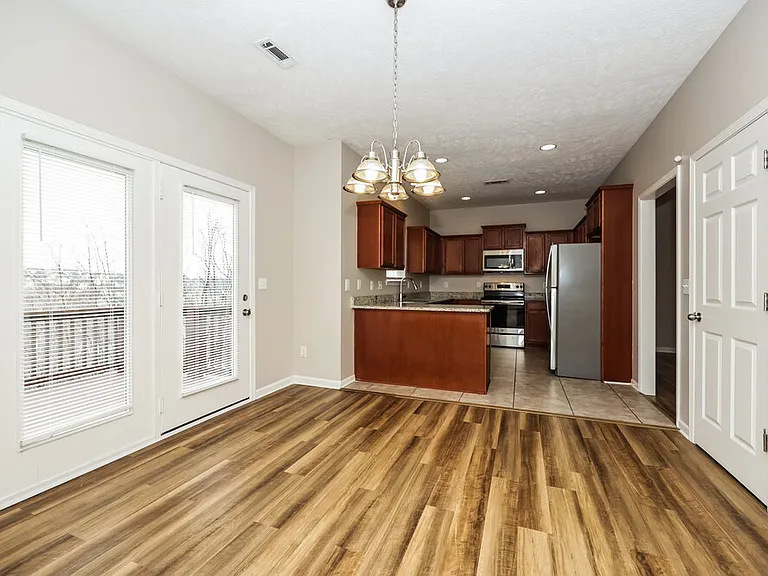 1116 Harmony Ln — Photo 7
