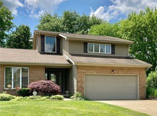 5160 Echoglenn St NW, North Canton, OH