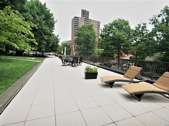 4th image of 3636 Greystone Ave APT 2B